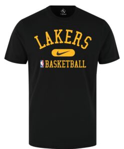 #basketball #nbachicagobulls #nbalakers #nbabulls #chicagobulls #nbatshirt #basketballtshirt #lakerstshirt #lakers #nike #nbawarriors